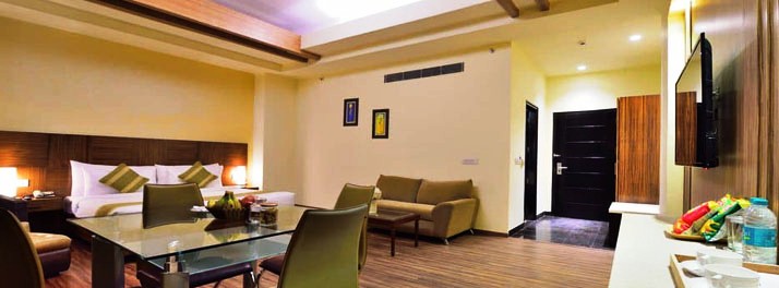 2443/Glitz Westend Inn - New Delhi 10.jpg